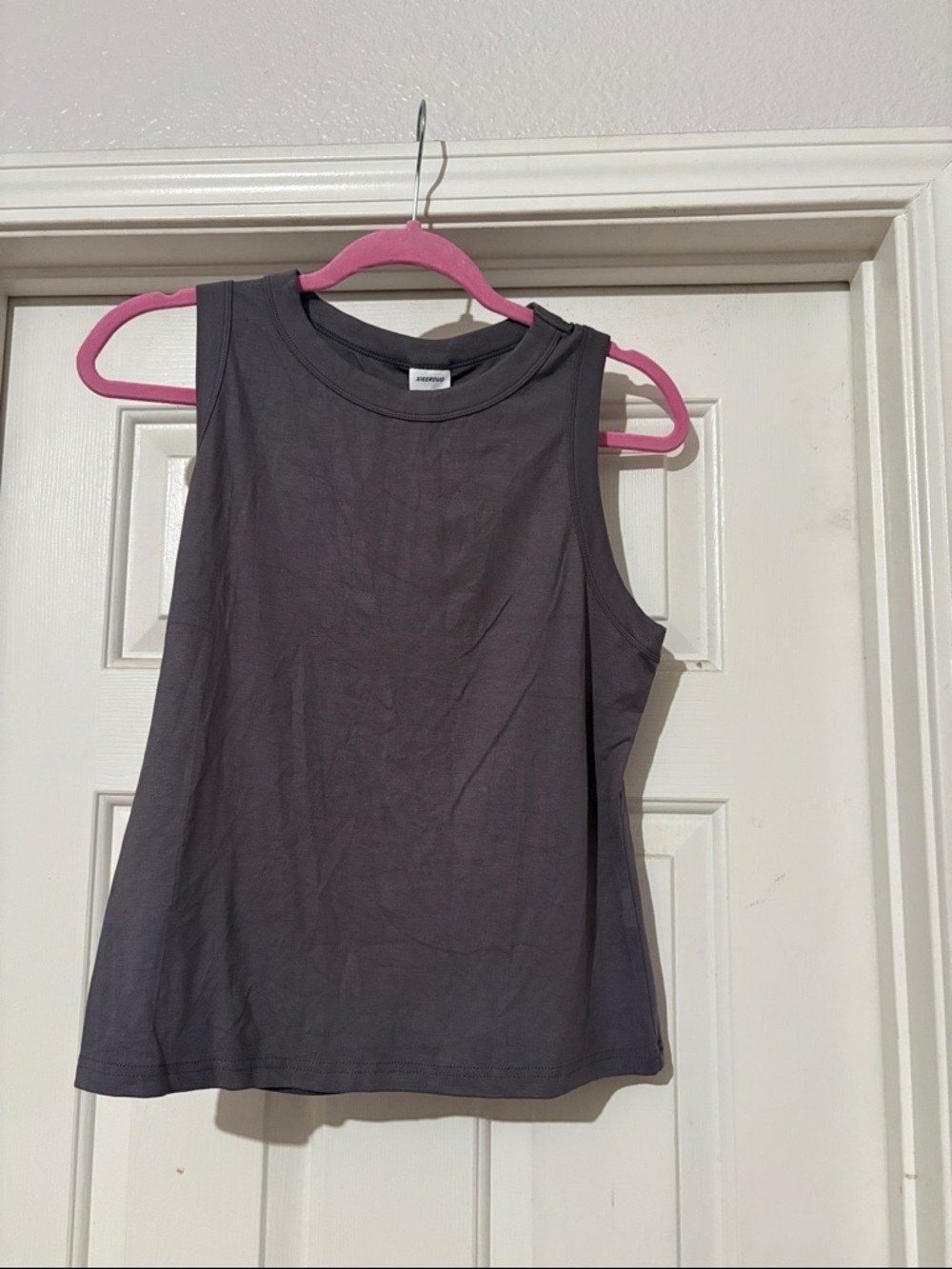 Women's Sleeveless Crop Tank Top - Gray